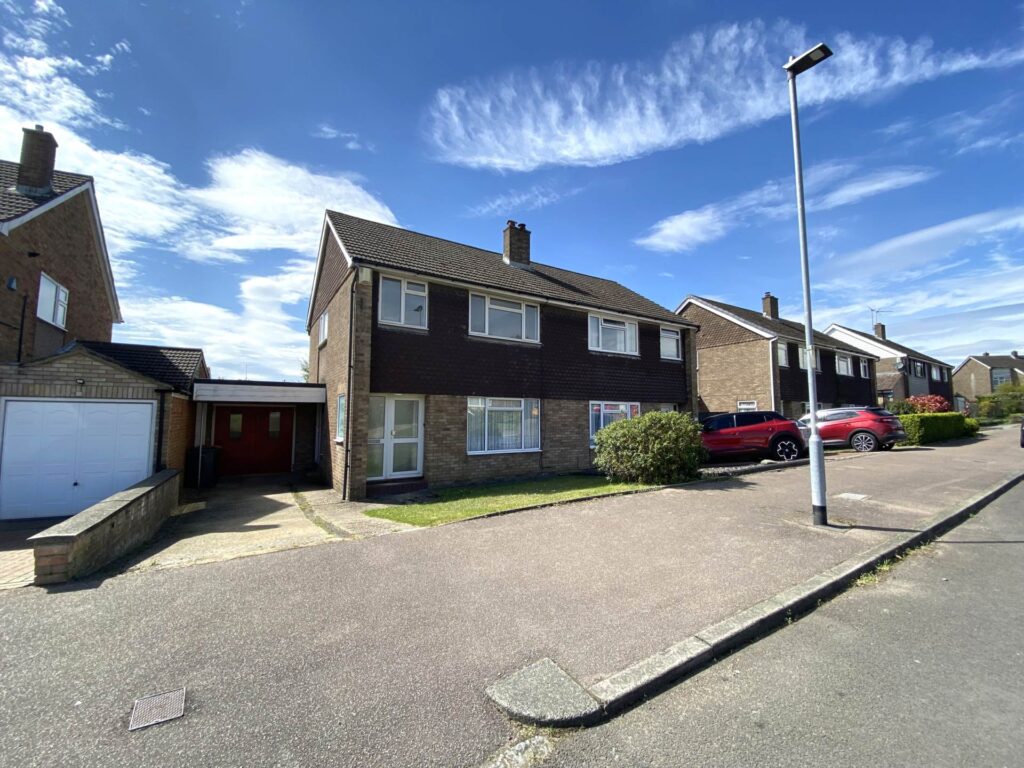 12 Miletree Crescent Image