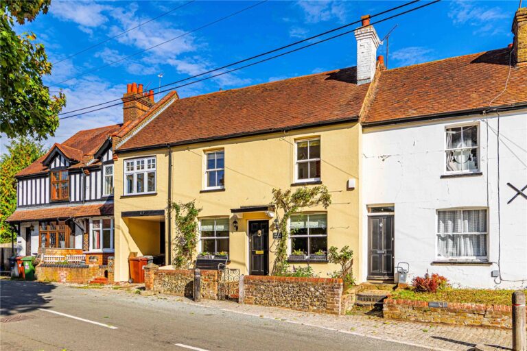 Grange Lane, Letchmore Heath