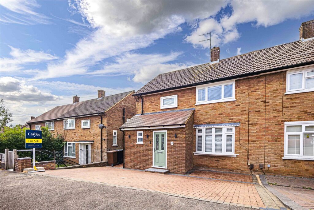 Stanborough Avenue, Borehamwood