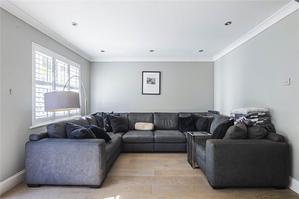 Canal Court, Berkhamsted