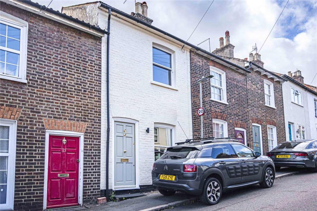 Victoria Road Image