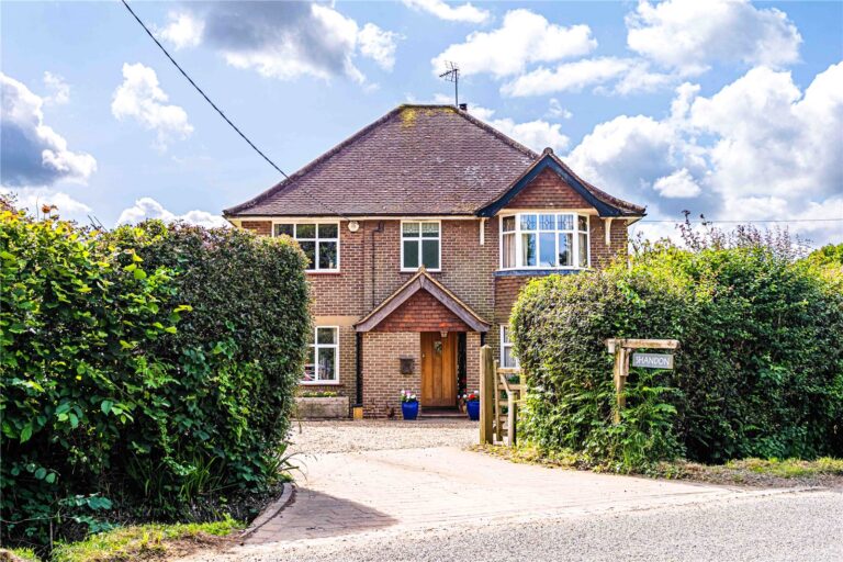 Long Lane, Bovingdon