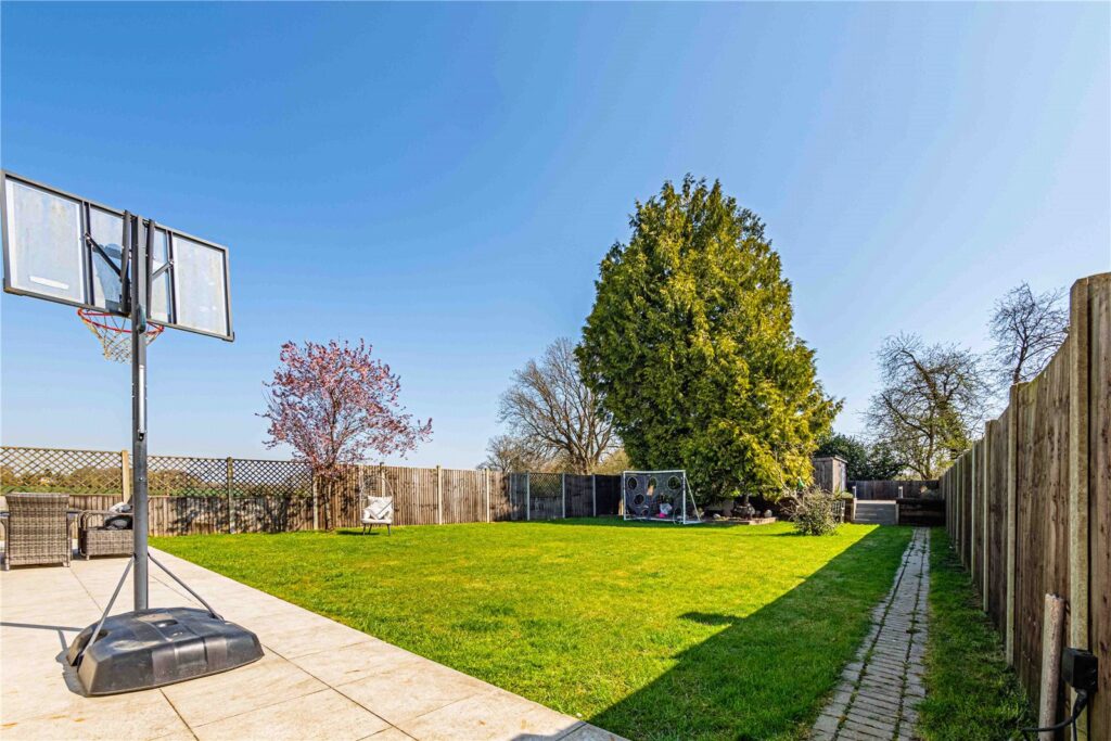 Sunnymede Avenue, Lye Green