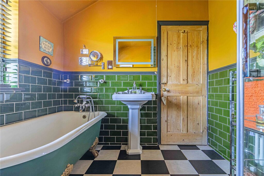 Property Image 12