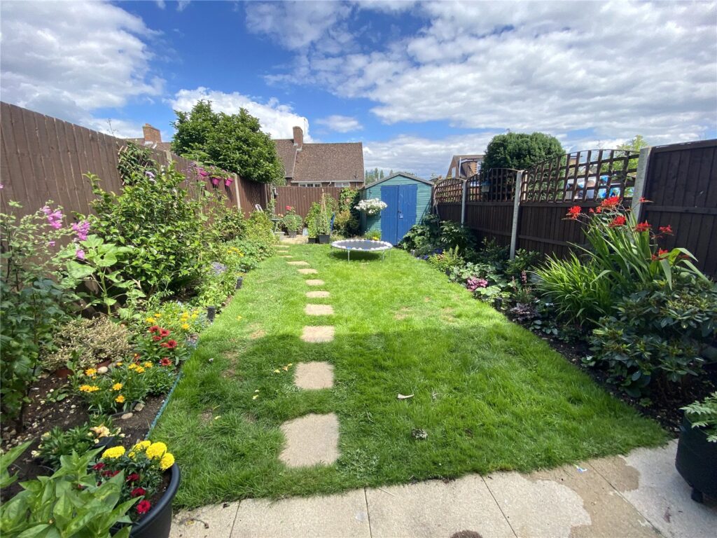 Clementine Way, Hemel Hempstead