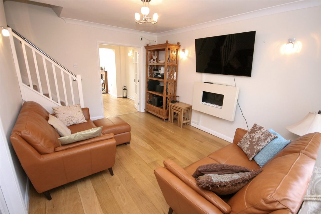 Oak Close, Hartwell