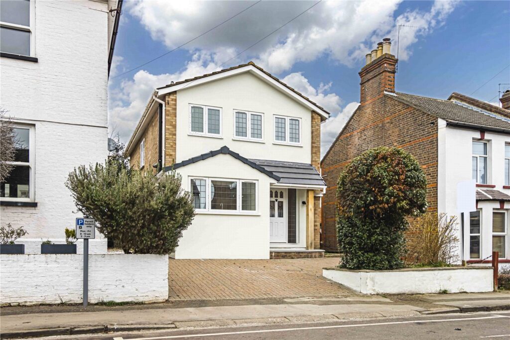 Horsecroft Road Image