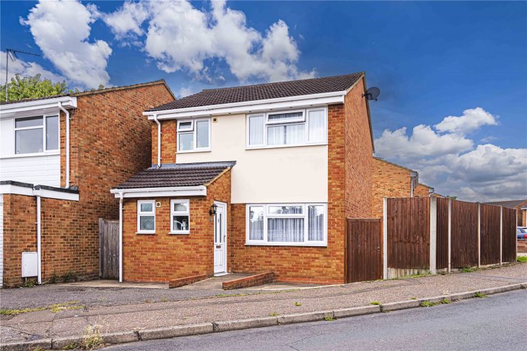 Bronte Crescent, Woodhall Farm