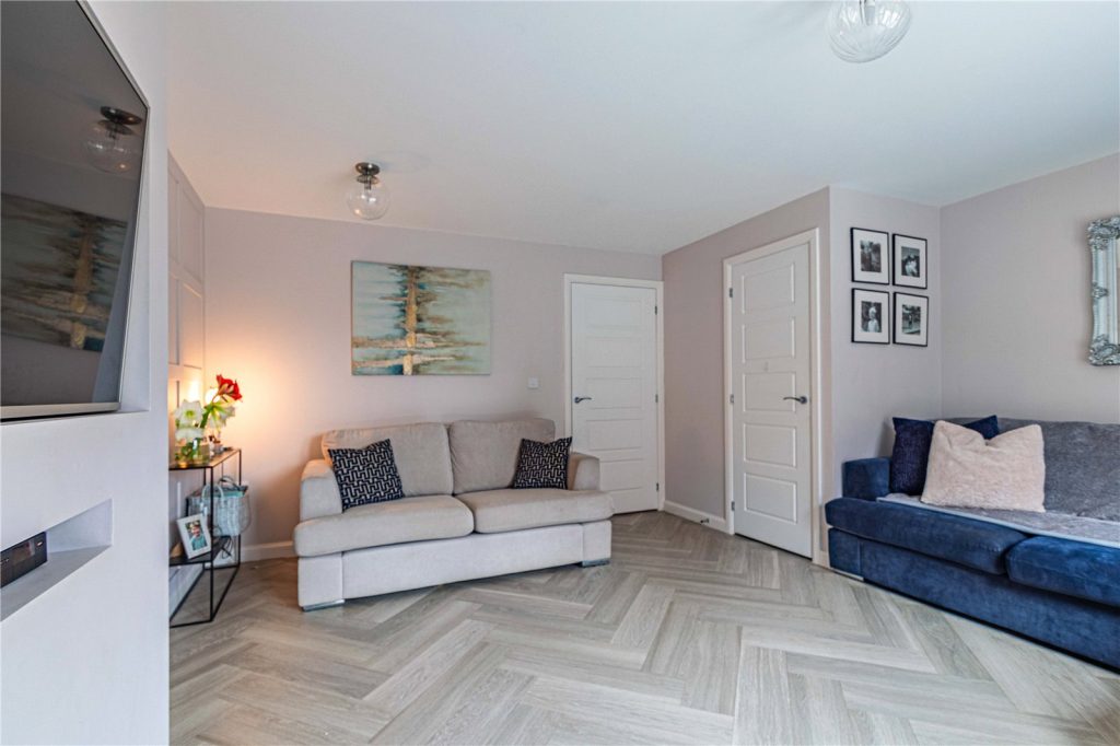 Burgundy Drive, Hemel Hempstead