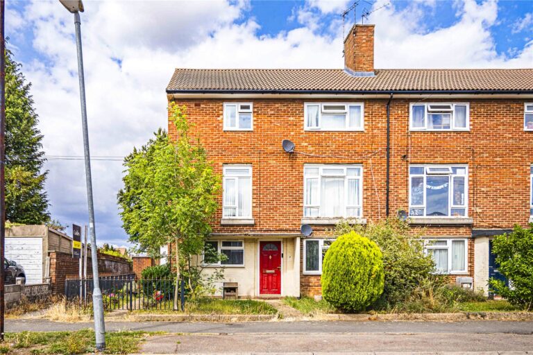 Hobletts Road, Adeyfield