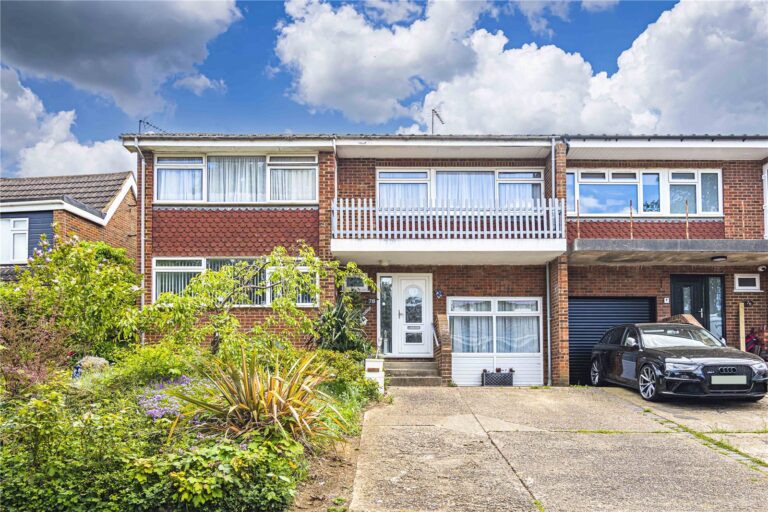 Wootton Drive, Grovehill