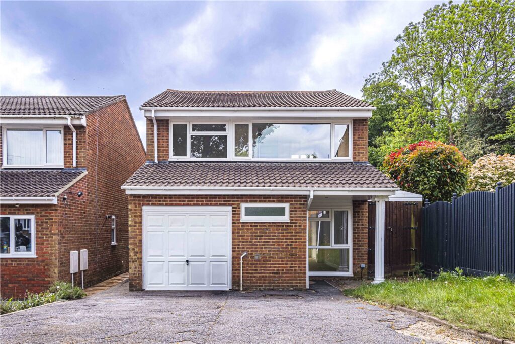 Latimer Close Image
