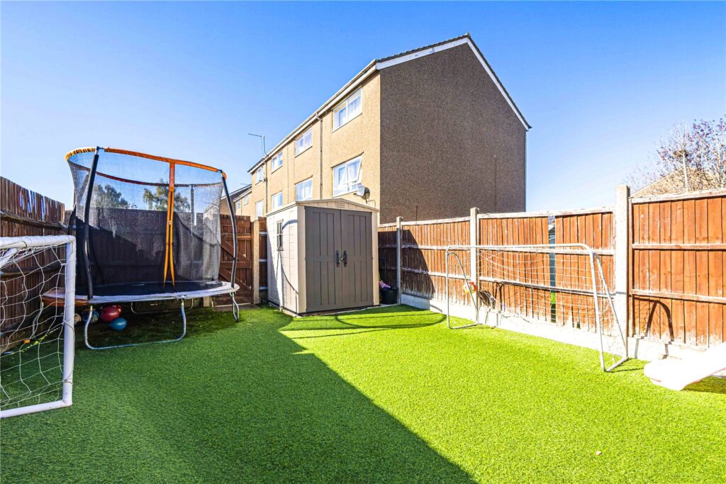 Dunlin Road, Grovehill