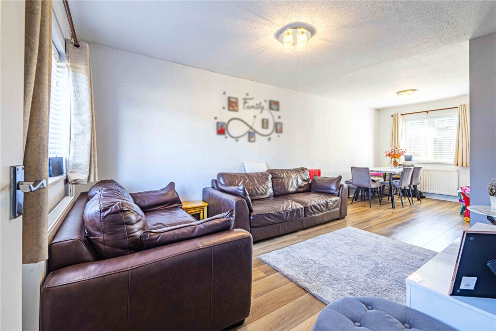 Dunlin Road, Grovehill