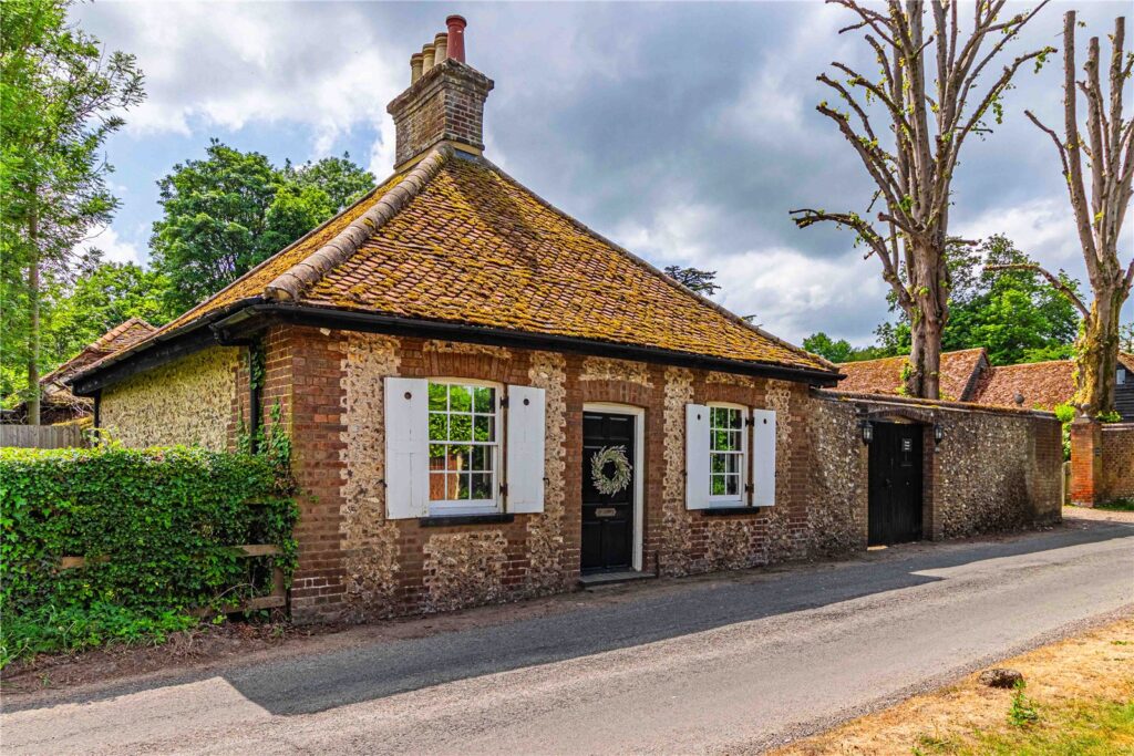 Featherbed Lane Image