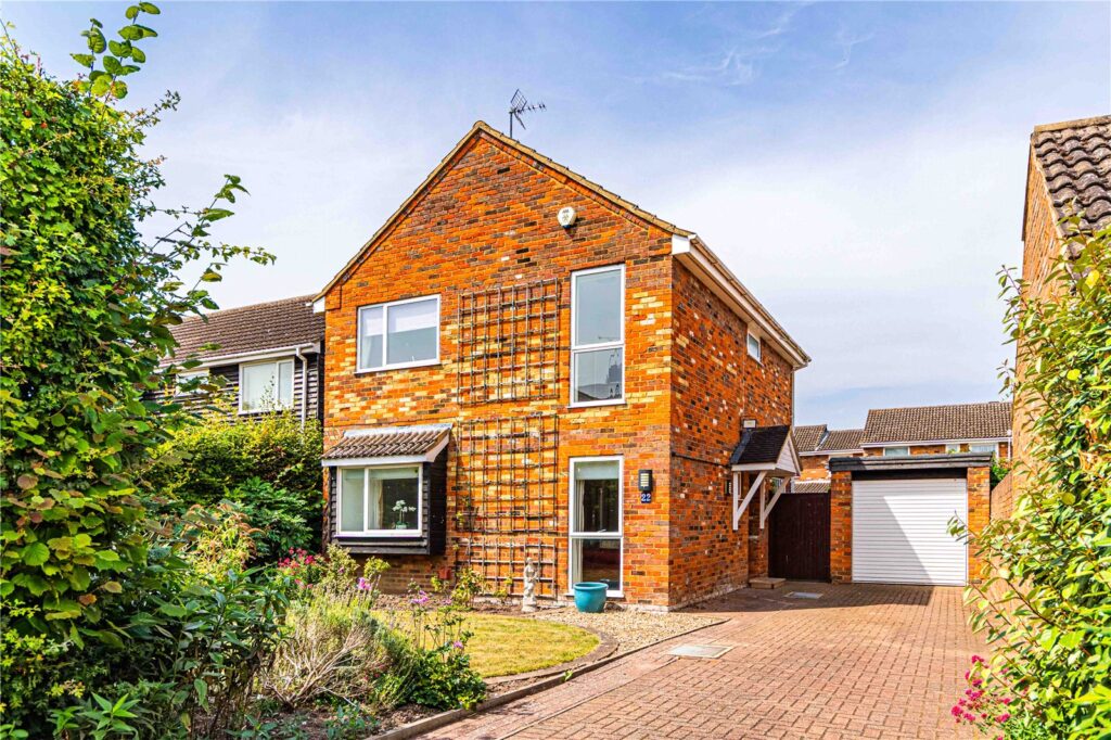 Brownlow Avenue Image