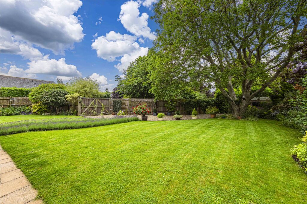 Richmond Court, Eaton Bray