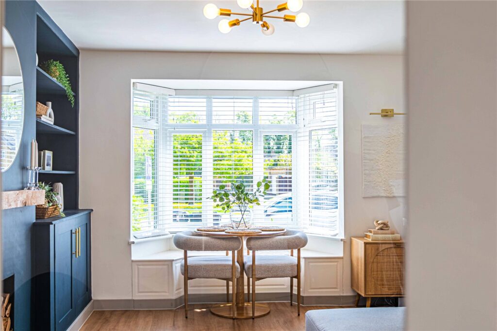 New Park Drive, Adeyfield