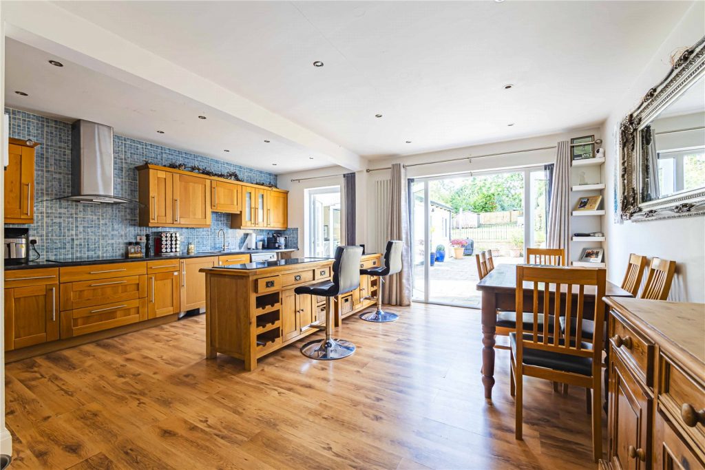 Toms Lane, Kings Langley