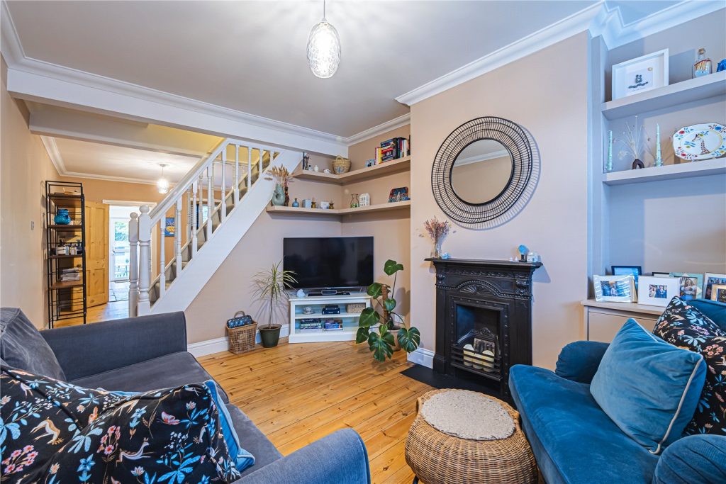 Waterside, Kings Langley