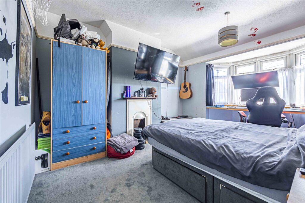 Maythorne Close, Watford
