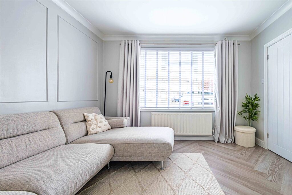 Gaddesden Crescent, Watford