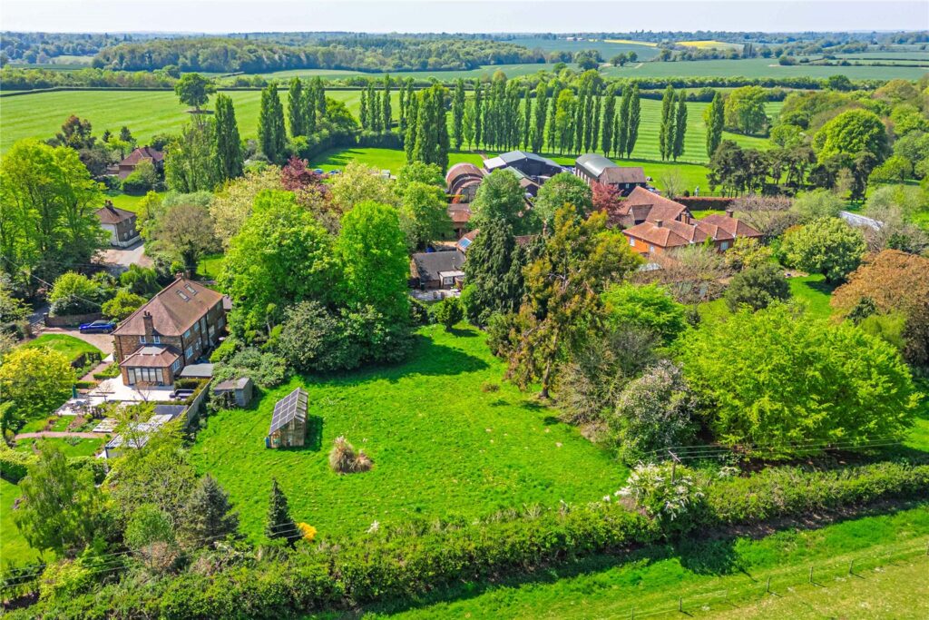 Barnes Lane, Kings Langley