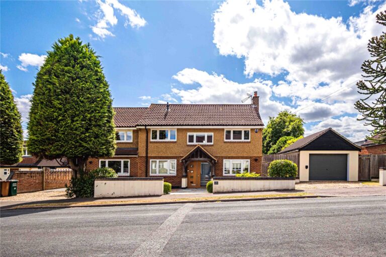 Hilltop Road, Kings Langley