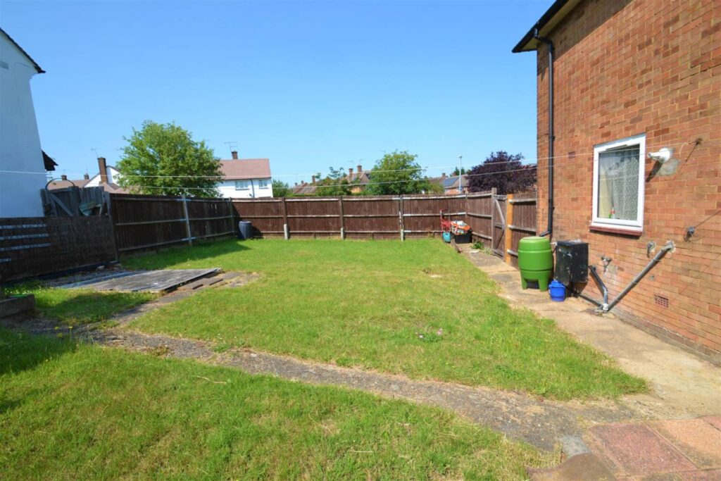 Kimbolton Green, Borehamwood