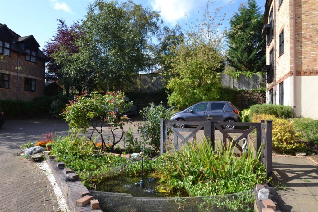 Watling Street, Radlett