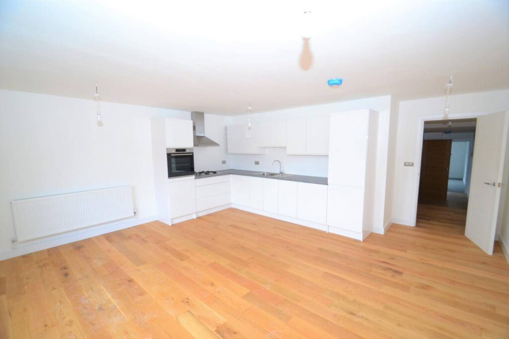 Flat 1 52 Watling Street, Radlett