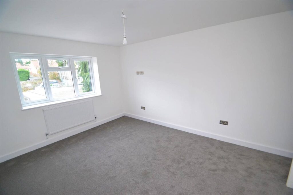 Flat 1 52 Watling Street, Radlett