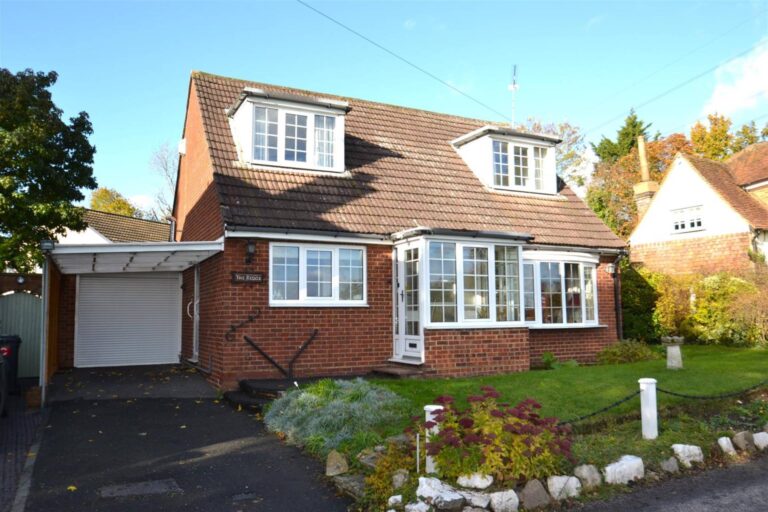 Primrose Lane, Round Bush, Aldenham
