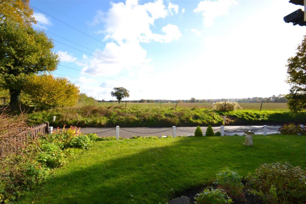 Primrose Lane, Round Bush, Aldenham