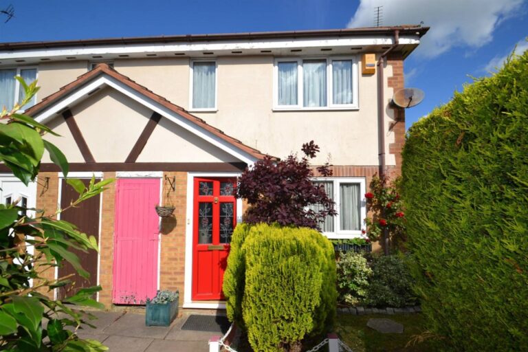 Oberon Close, Borehamwood